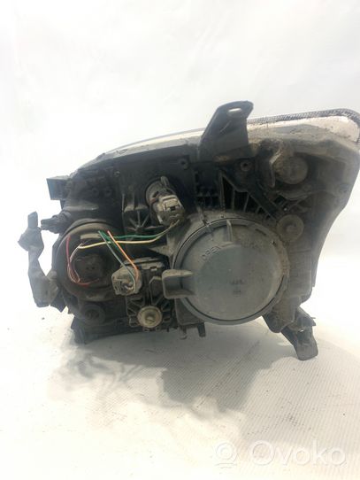 Toyota Avensis T250 Phare frontale 8596724010