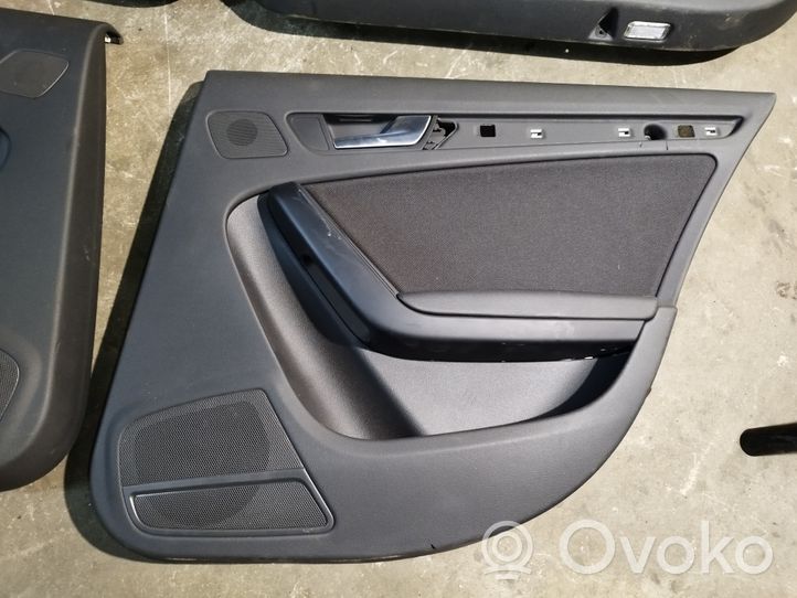 Audi A4 S4 B8 8K Boczki / Tapicerka drzwi / Komplet 