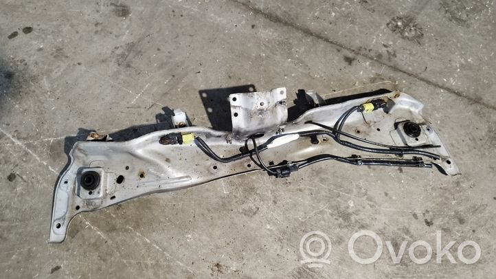 Mitsubishi Lancer X Staffa del pannello di supporto del radiatore parte superiore 