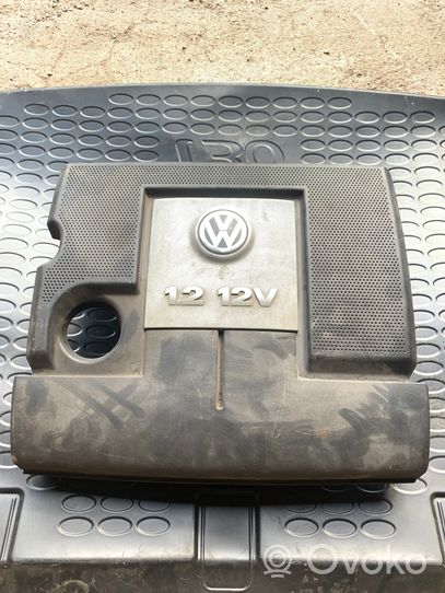 Volkswagen Polo IV 9N3 Copri motore (rivestimento) 02E129607