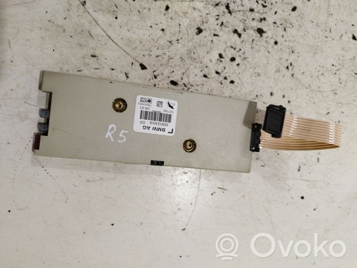 BMW 7 E65 E66 Antenas pastiprinātājs 690345903