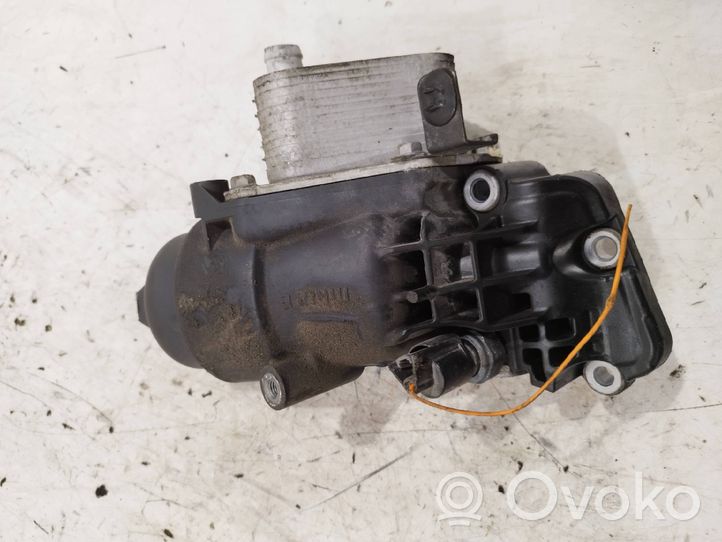 Hyundai i30 Supporto di montaggio del filtro dell’olio 264102A300