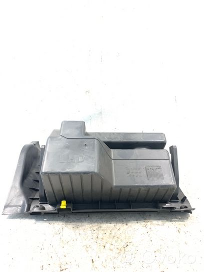 Opel Corsa D Glove box 13205097