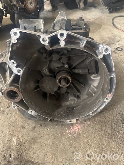 Ford Focus Manual 5 speed gearbox AV6R7002RJ