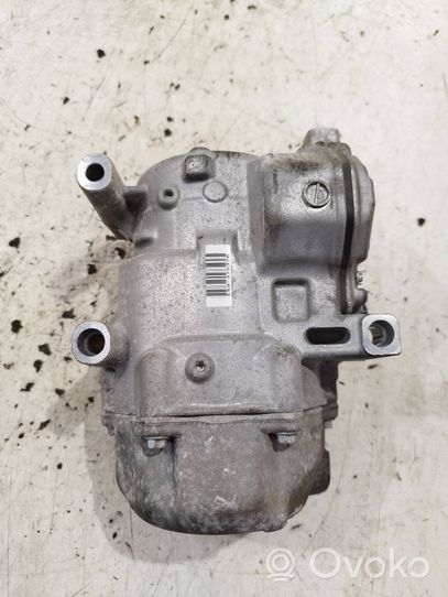 Toyota Auris E180 Ilmastointilaitteen kompressorin pumppu (A/C) 0422001031