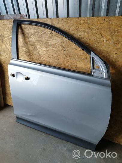Toyota RAV 4 (XA40) Priekinės durys 