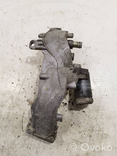 Mercedes-Benz E W211 Intake manifold A6111400408