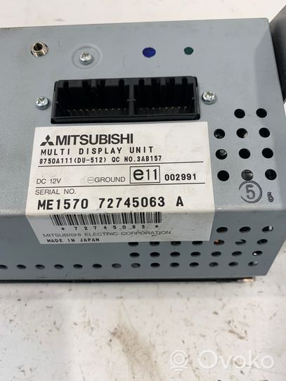 Mitsubishi Grandis Radio / CD/DVD atskaņotājs / navigācija 8750A111