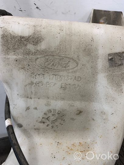 Ford Fiesta Zbiornik płynu do spryskiwaczy szyby przedniej / czołowej 8A6117B613AD