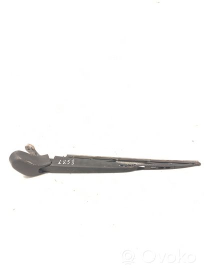 Volvo V50 Rear wiper blade arm 