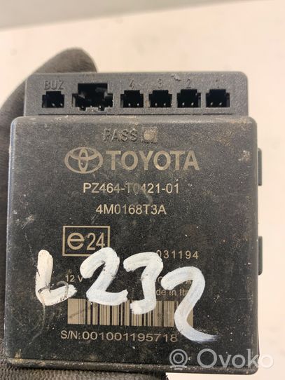 Toyota Avensis T250 Parkavimo (PDC) daviklių valdymo blokas PZ464T042101