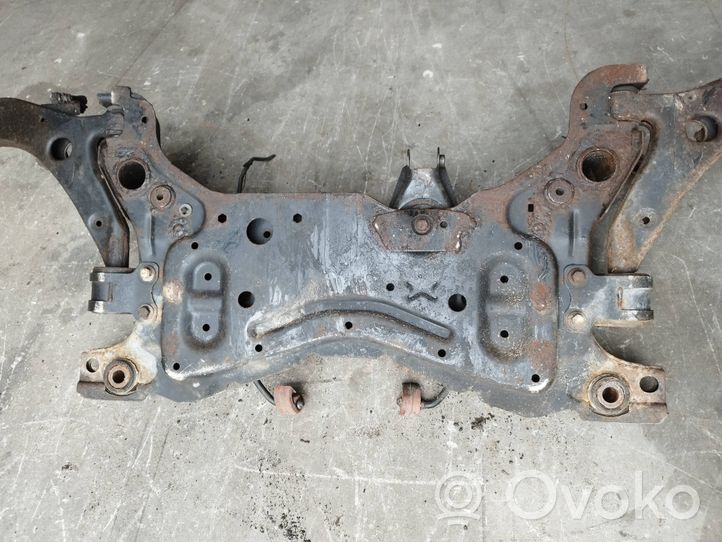 Volvo C30 Sottotelaio anteriore 1376767