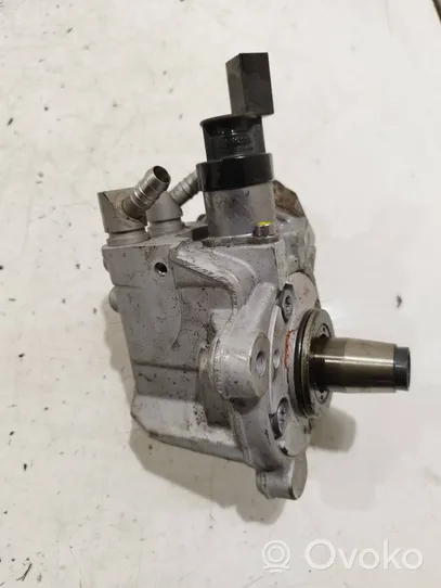 BMW 5 E60 E61 Fuel injection high pressure pump 7807495