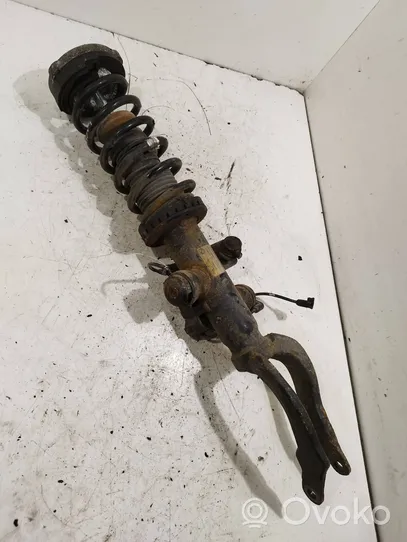 BMW 5 F10 F11 Front shock absorber with coil spring 685292902