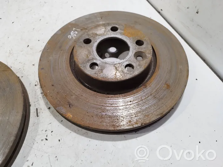 Volvo V70 Front brake disc 
