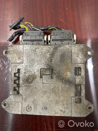 Mazda 5 Sterownik / Moduł ECU L82318881C