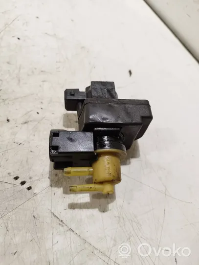 Hyundai i30 Solenoidinis vožtuvas 351202a900