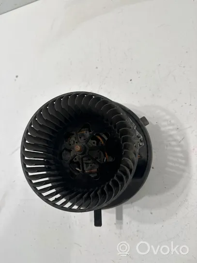 Volkswagen PASSAT B7 Heater fan/blower 3C0907521F