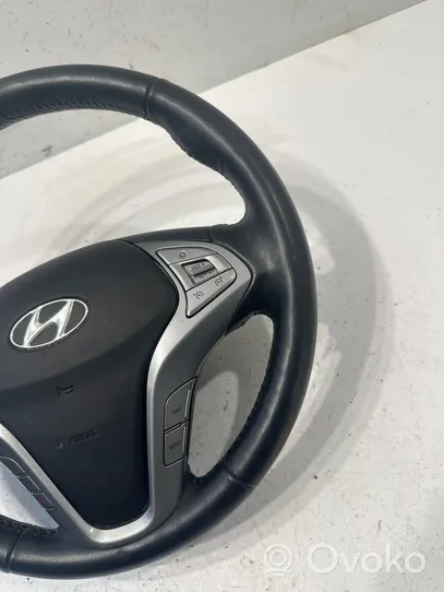 Hyundai ix20 Ohjauspyörä 