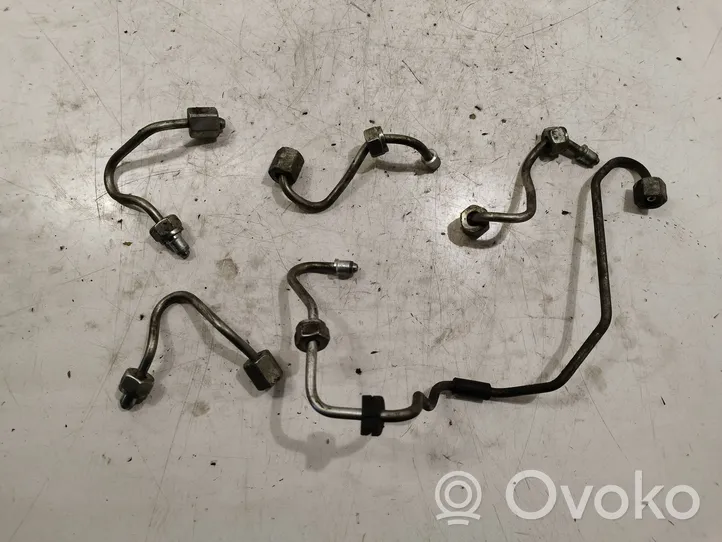 BMW 3 F30 F35 F31 Tuyau d'alimentation d'injecteur de carburant 