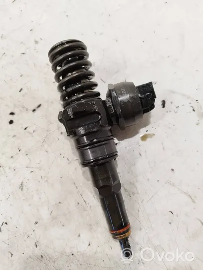 Volkswagen Transporter - Caravelle T5 Injecteur de carburant 038130073ag