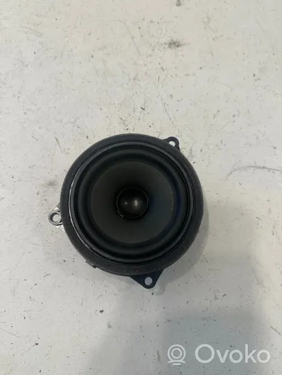 BMW 3 F30 F35 F31 Altavoz de la puerta delantera 9264943