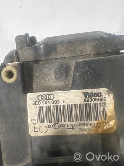 Audi A4 S4 B6 8E 8H Lampa przednia 8E0941003F