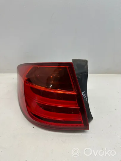 BMW 3 F30 F35 F31 Luci posteriori 1090106