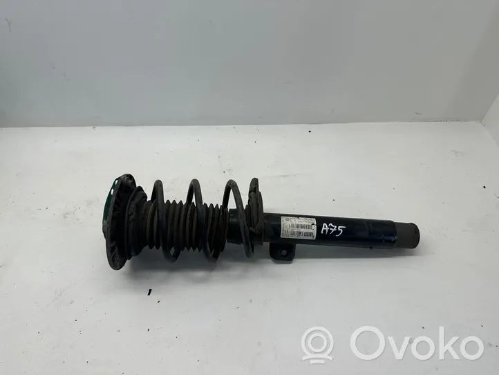 BMW 3 F30 F35 F31 Priekinis amortizatorius su spyruokle 6791555