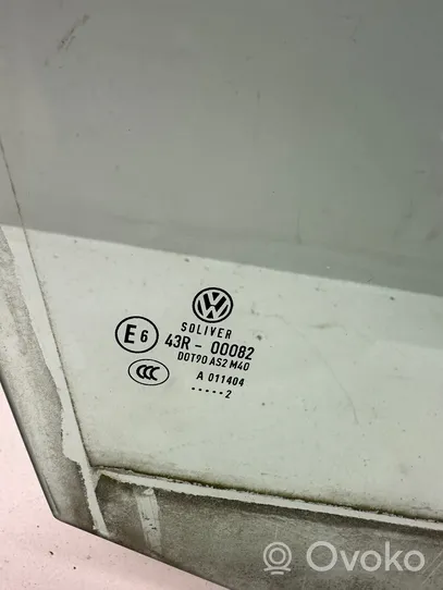 Volkswagen PASSAT B7 Front door window glass four-door 43R00082