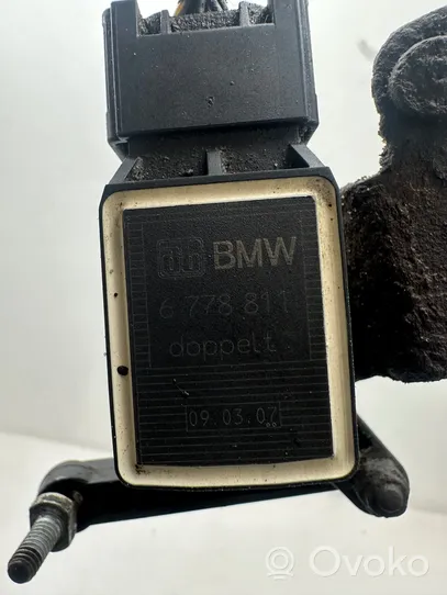 BMW 5 E60 E61 Capteur de niveau de phare 6778811
