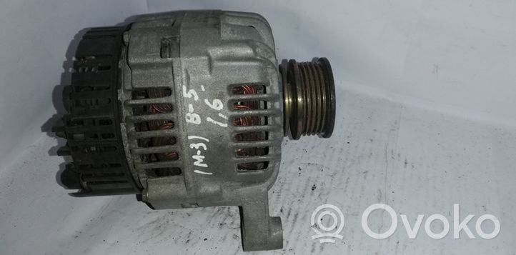 Volkswagen PASSAT B5 Generator/alternator 