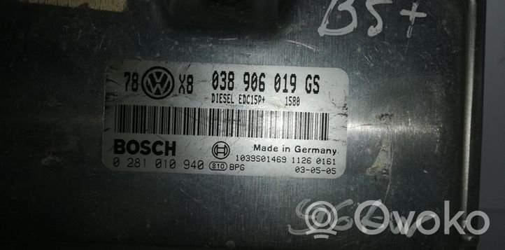 Volkswagen PASSAT B5 Sterownik / Moduł ECU 