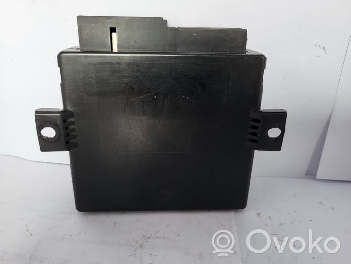 Opel Monterey Unité de commande / module de verrouillage centralisé porte 8971683811