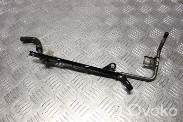 Honda CR-V Fuel line pipe 