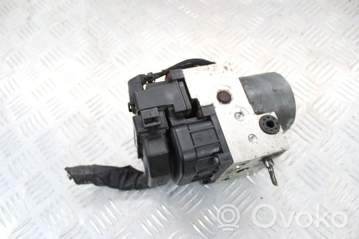 Subaru Impreza II Pompe ABS 27534FE180