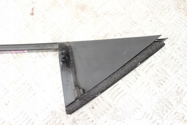 Toyota Prius (XW30) Muu takaoven verhoiluelementti 6748747040