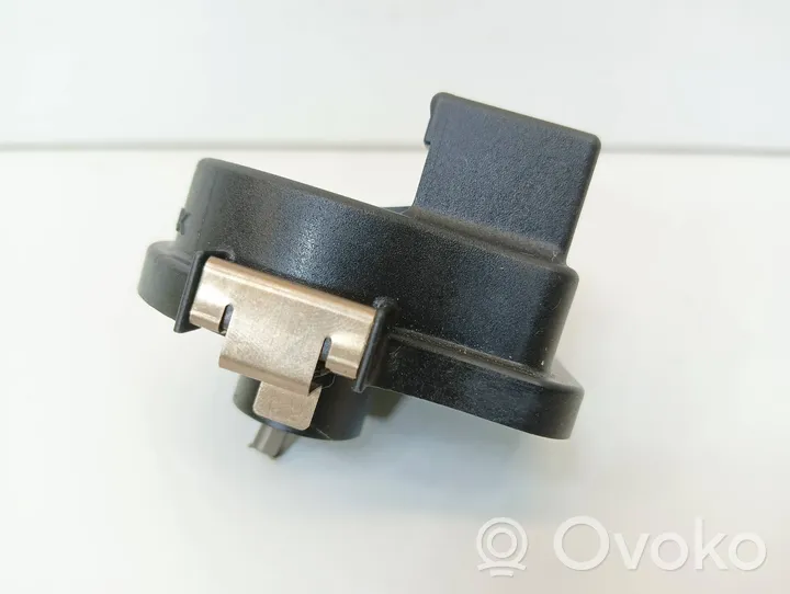 Lexus LS 430 Rear air suspension level height sensor 8924130040