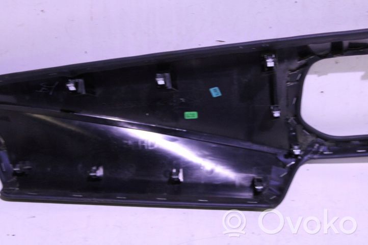 Nissan Qashqai J12 Rivestimento del pannello 682116UN0A