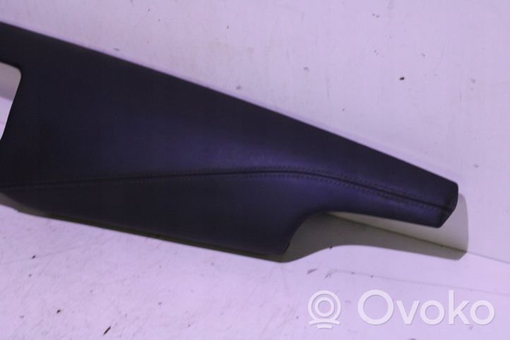 Nissan Qashqai J12 Rivestimento del pannello 682116UN0A