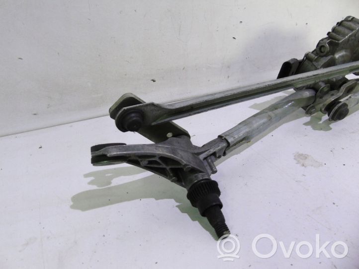 BMW 3 E92 E93 Front wiper linkage and motor 