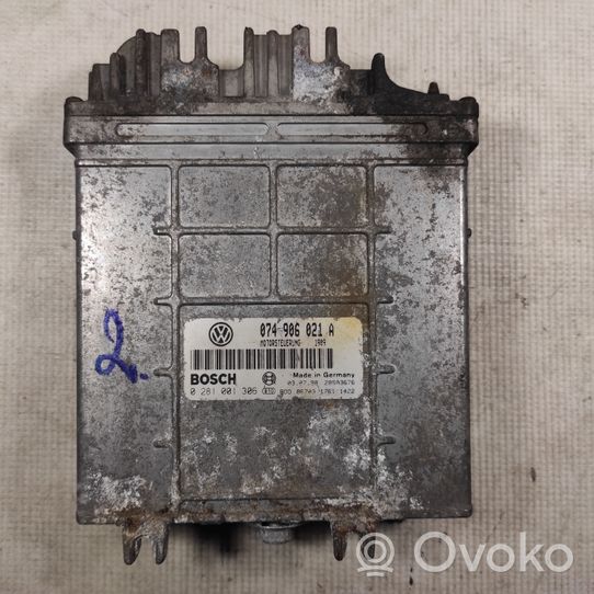 Volkswagen Transporter - Caravelle T4 Komputer / Sterownik ECU silnika 074906021A