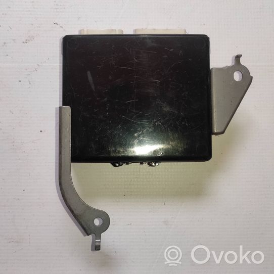 Lexus RX 330 - 350 - 400H Oven ohjainlaite/moduuli 8922248010