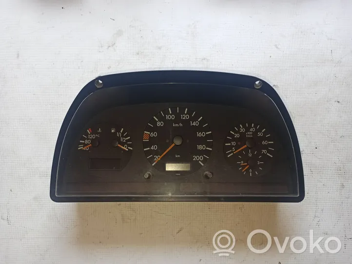 Mercedes-Benz Vito Viano W638 Compteur de vitesse tableau de bord 0005424001