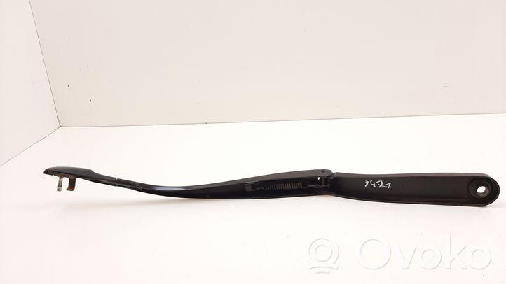 BMW 5 F10 F11 Front wiper blade arm 6161718245904