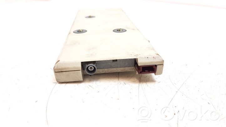 BMW 7 E65 E66 Amplificateur d'antenne 