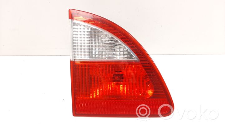 Ford Galaxy Lampy tylnej klapy bagażnika 