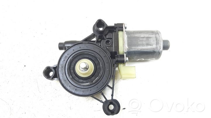 Audi Q3 8U Moteur de lève-vitre de porte avant 0130822077