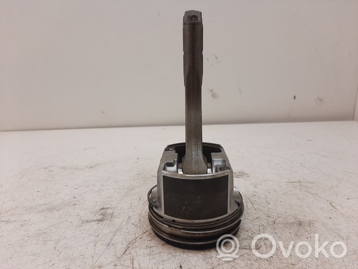 Subaru Legacy Piston avec bielle 