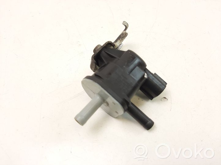 Toyota Auris E180 Electrovanne Soupape de Sûreté / Dépression 9091012276